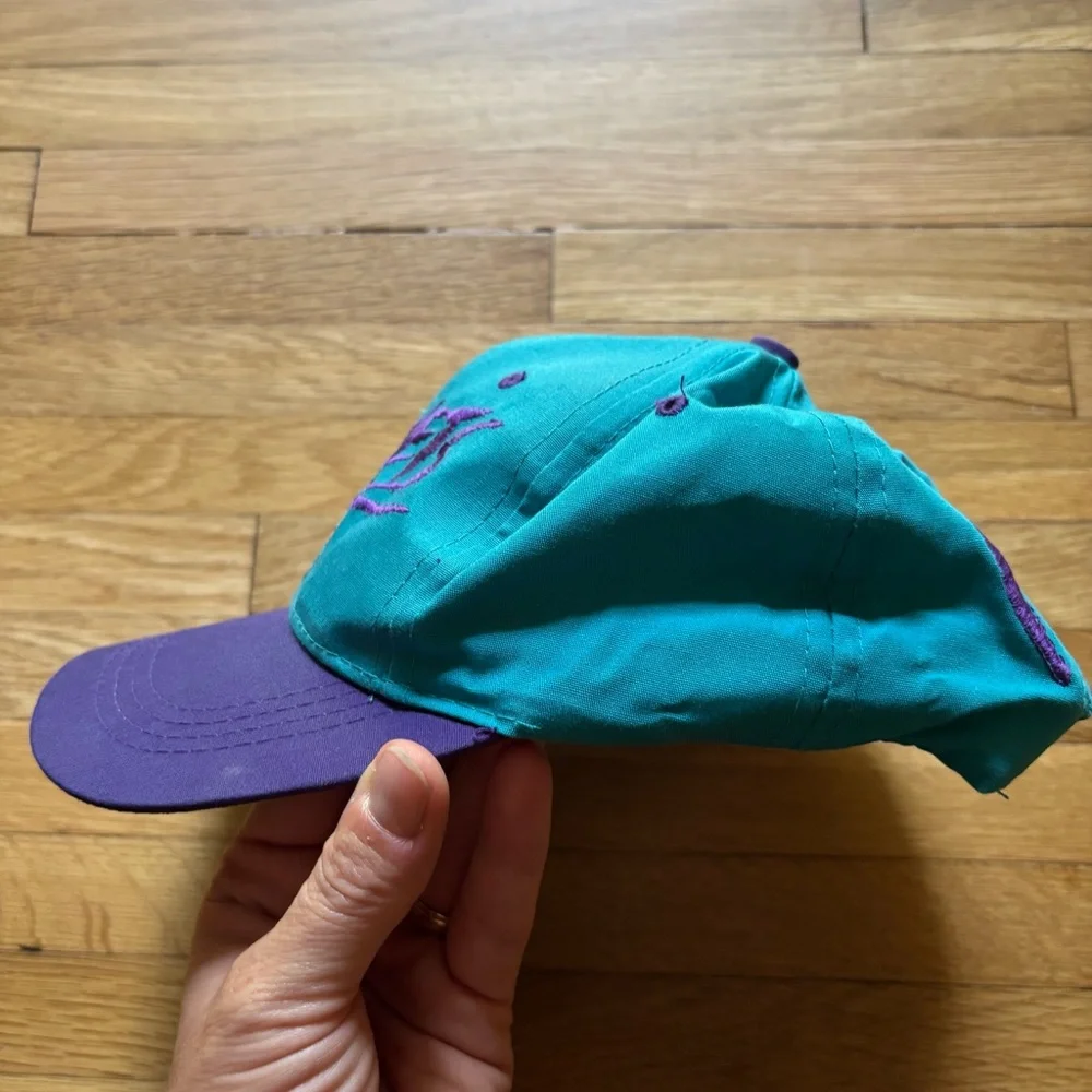 Vintage‎ Charlotte Hornets Official NBA Basketball Snapback Hat Cap Signed Kids